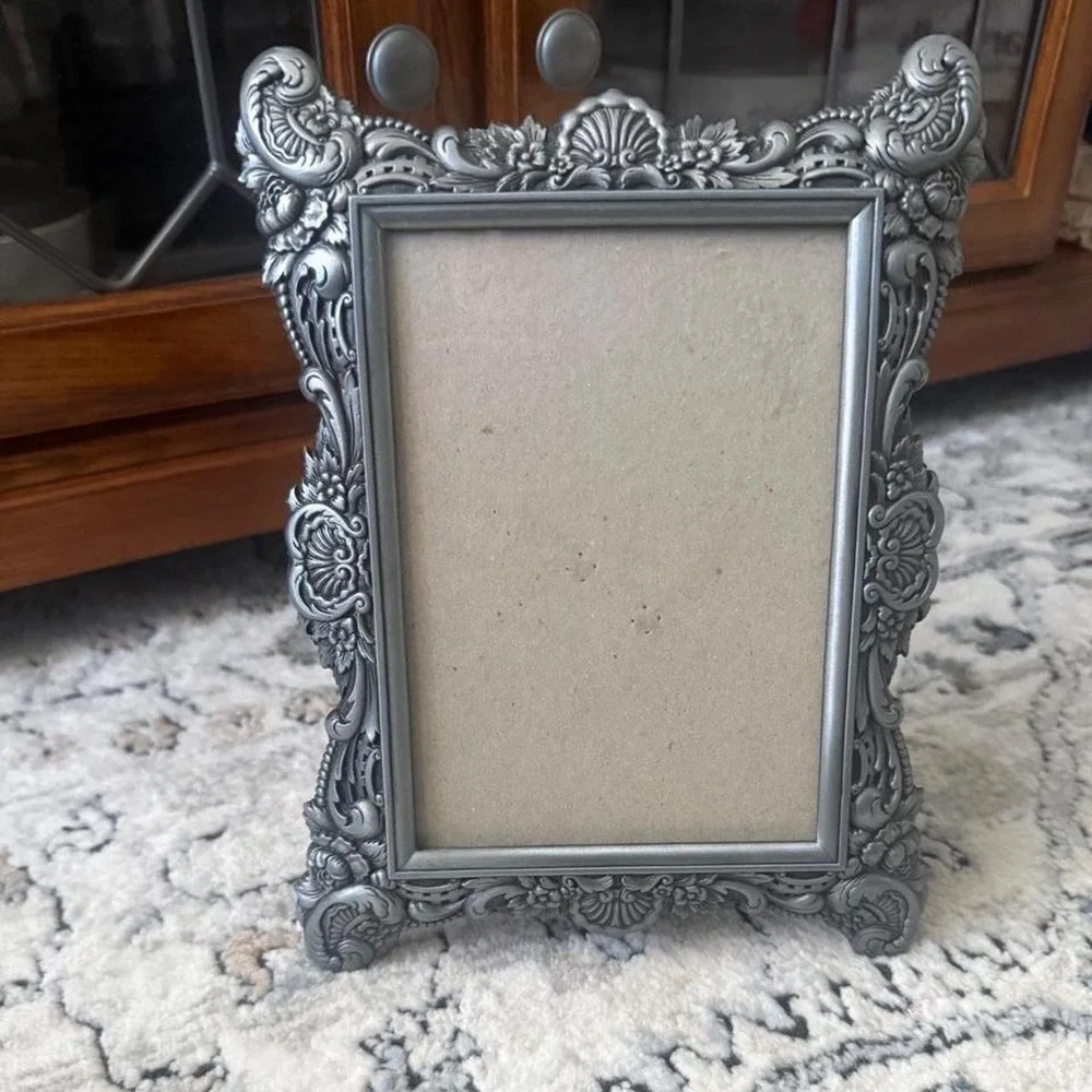 5 x 7 Heavy Pewter Frame ornate